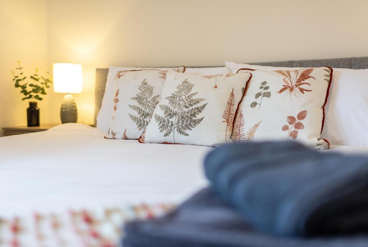Adrian House, Near Hospital, Easy Parking + Garden Apartment Carlisle (Cumbria)